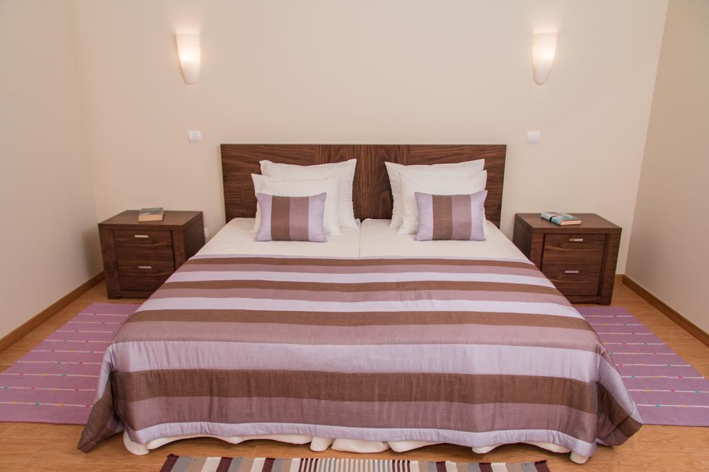 Vivenda Fortim Sao Roque Do Faial Room photo