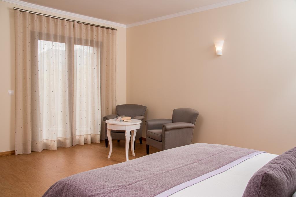 Vivenda Fortim Sao Roque Do Faial Room photo