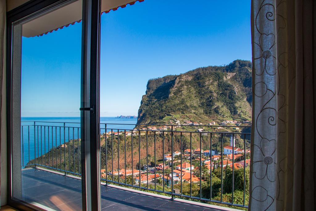 Vivenda Fortim Sao Roque Do Faial Room photo