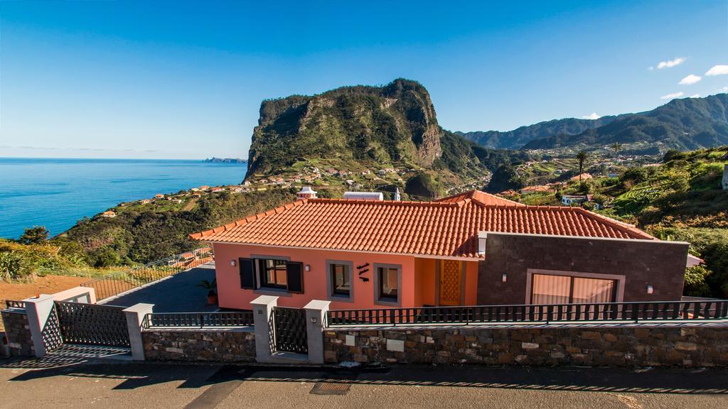 Vivenda Fortim Sao Roque Do Faial Exterior photo